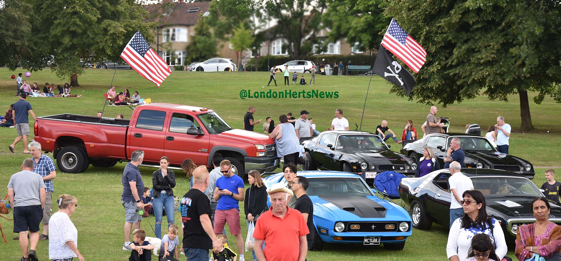 Cars in the Park and music festival 2019 - Barnet London