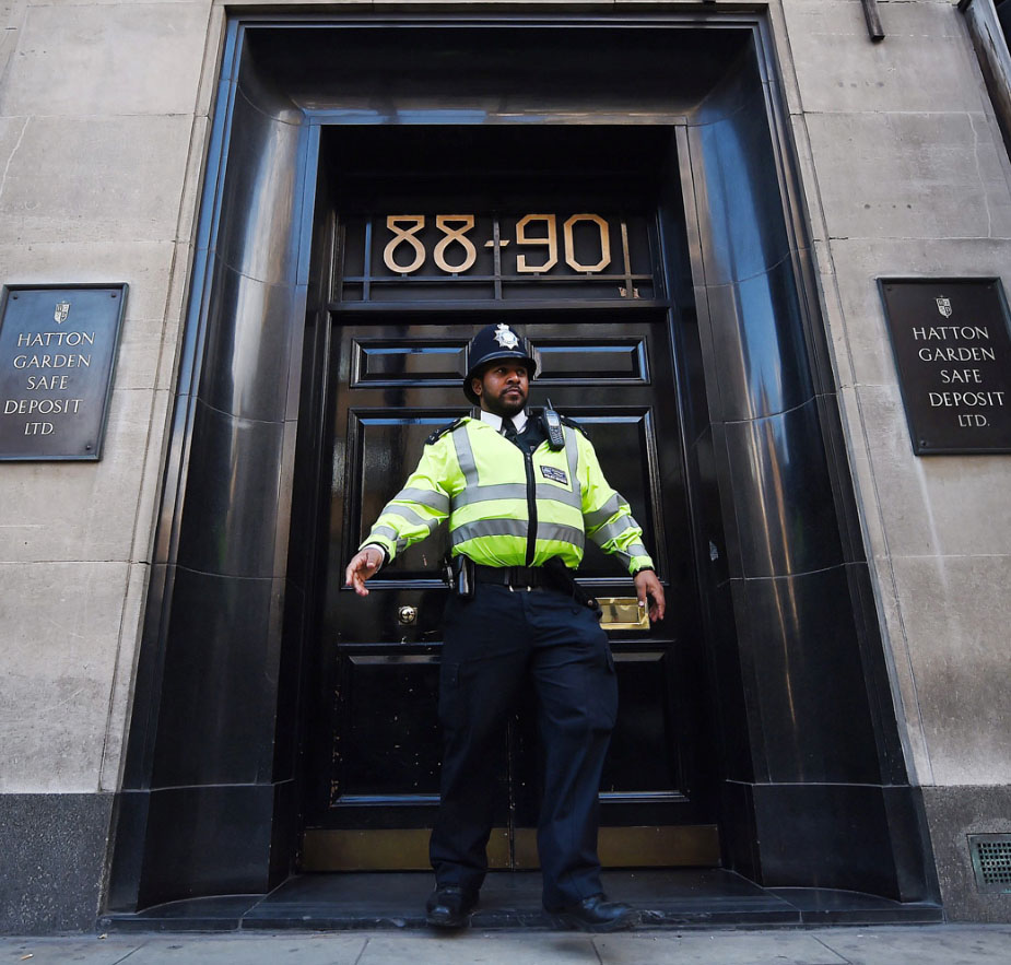 Britain's Biggest Diamond Heist The Inside Story Full documentaries.movievideos4u.com